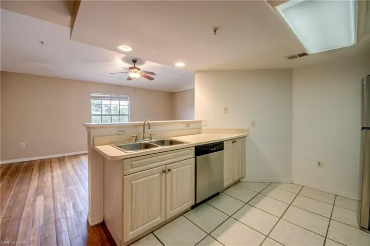1755 Four Mile Cove Pkwy # 232, Cape Coral Fl 33990