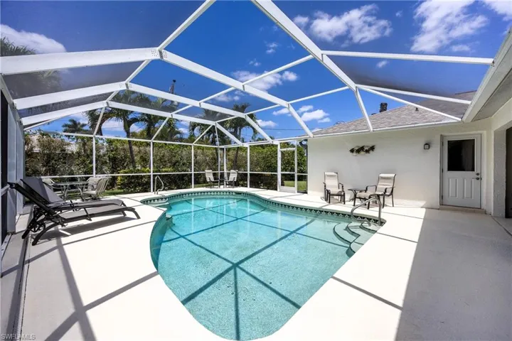 4522 Sw 1st Ave, Cape Coral, Florida 33914