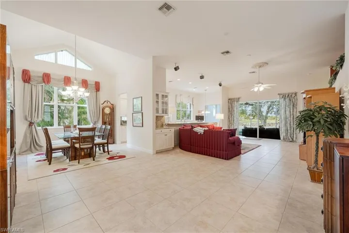 7218 Falcon Crest Ct, Fort Myers Fl 33908