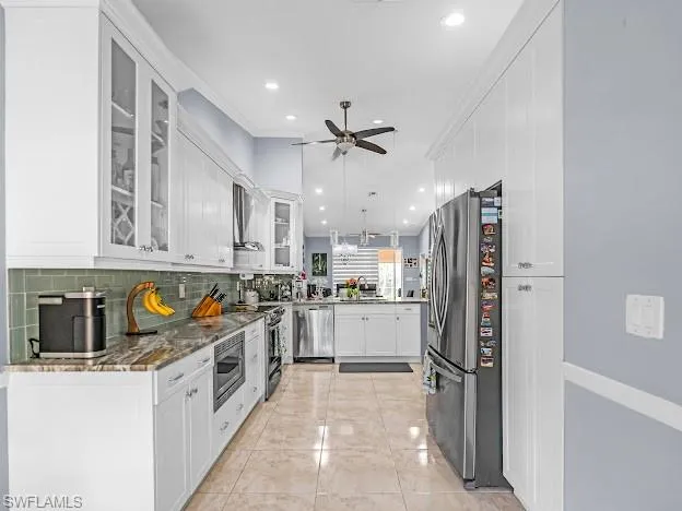 5313  Whitten  DR, Naples, FL 34104