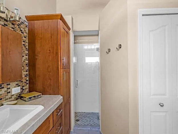 5313  Whitten  DR, Naples, FL 34104