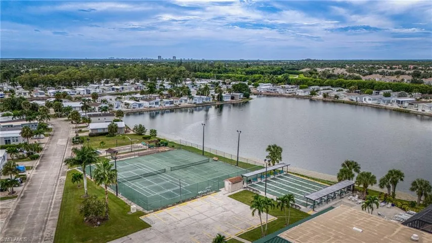 26 Bass Ln, Naples, Florida 34114