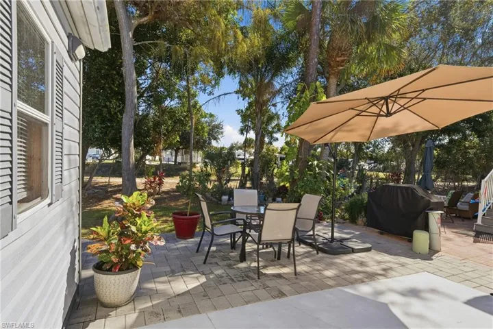 26 Bass Ln, Naples, Florida 34114