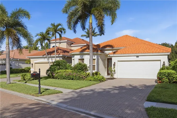 9235 Troon Lakes Dr, Naples, Florida 34109
