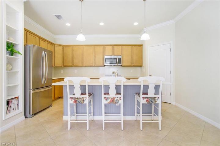 7948  Princeton  DR, Naples, FL 34104