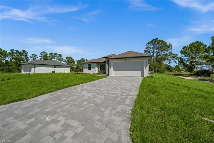 843 Bianca Ave S, Lehigh Acres, Florida 33974