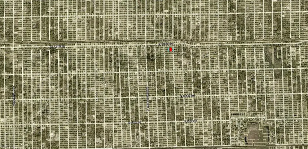 1121 Greenwood Ave, Lehigh Acres, Florida 33972