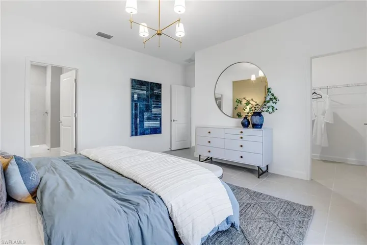 3960 Coneflower St, Alva, Florida 33920
