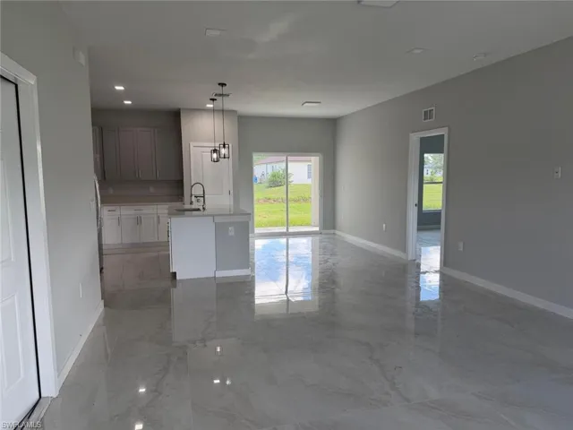 484 Westdale Ave, Lehigh Acres, Florida 33972