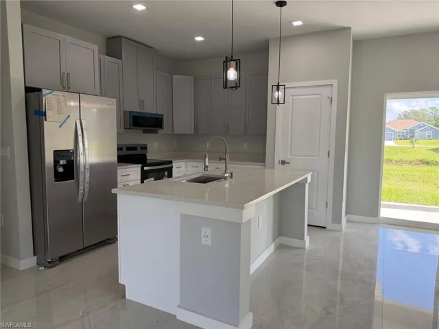 484 Westdale Ave, Lehigh Acres, Florida 33972