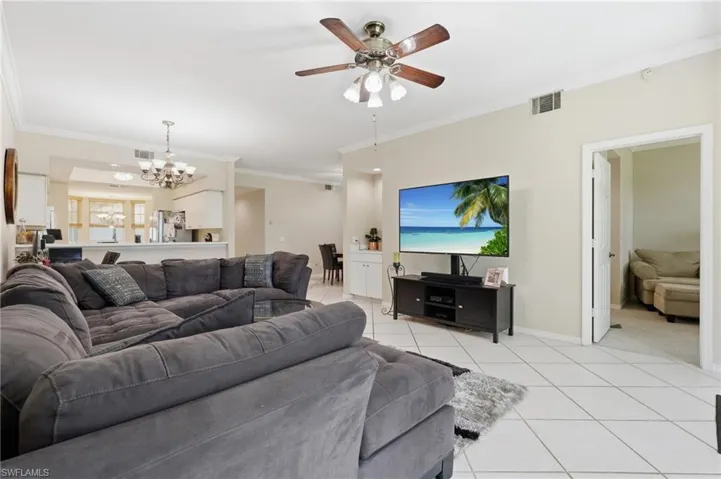 8045 Tiger Cv 502, Naples, Florida 34113