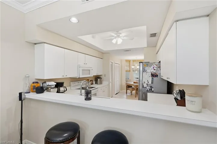 8045 Tiger Cv 502, Naples, Florida 34113