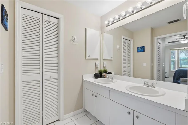8045 Tiger Cv 502, Naples, Florida 34113