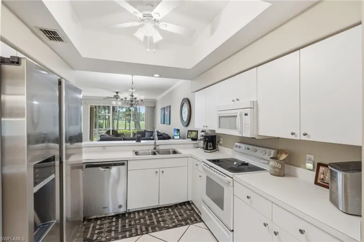 8045 Tiger Cv 502, Naples, Florida 34113
