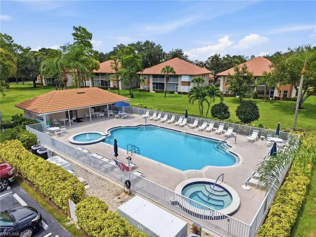 8045 Tiger Cv 502, Naples, Florida 34113