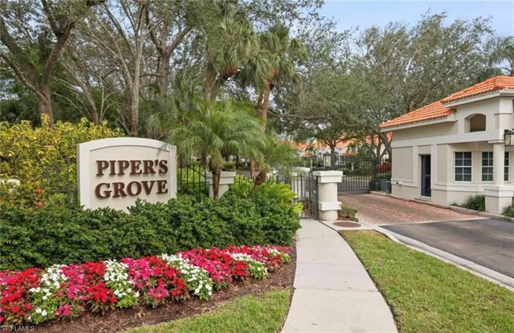 7502 Silver Trumpet Ln 103, Naples, Florida 34109