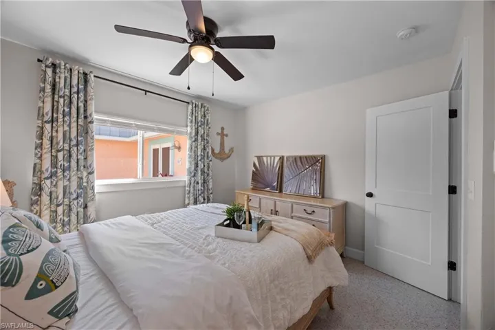 887 Casa Ybel Rd, Sanibel, Florida 33957