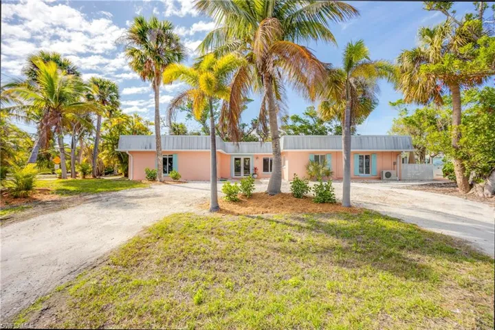 887 Casa Ybel Rd, Sanibel, Florida 33957