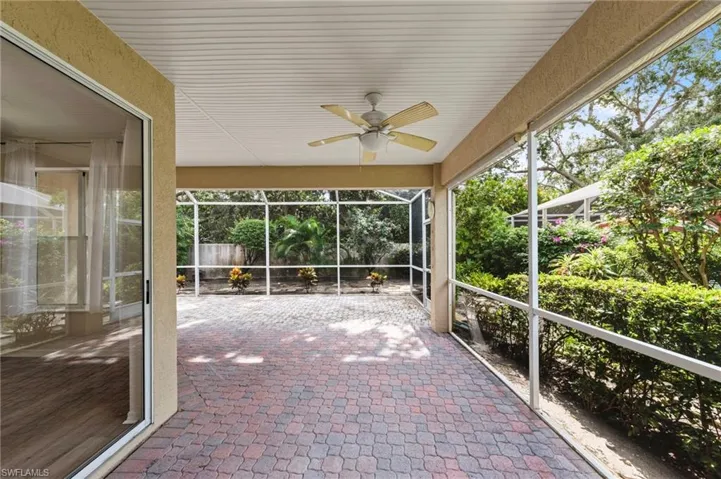 168 Livermore Ln, Naples, Florida 34119