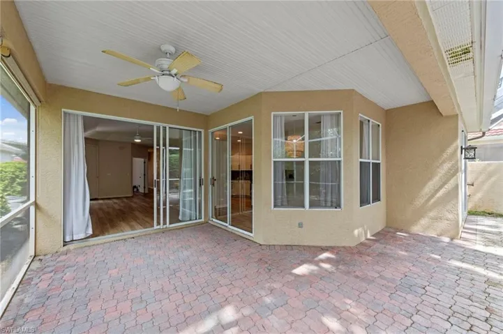 168 Livermore Ln, Naples, Florida 34119