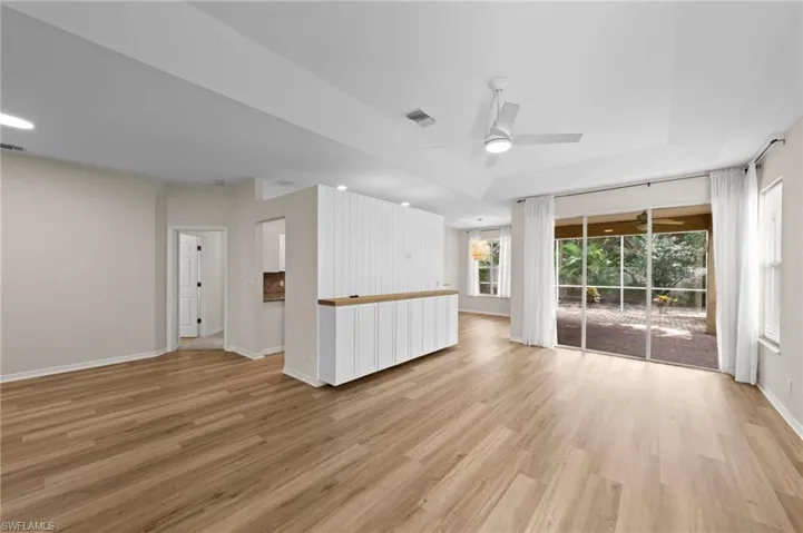 168 Livermore Ln, Naples, Florida 34119