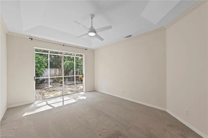 168 Livermore Ln, Naples, Florida 34119