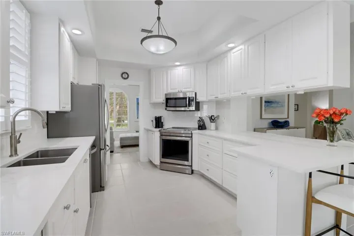 4733  Navassa  LN, Naples, FL 34119