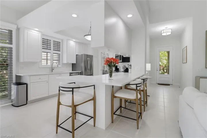 4733  Navassa  LN, Naples, FL 34119