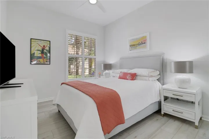 4733  Navassa  LN, Naples, FL 34119