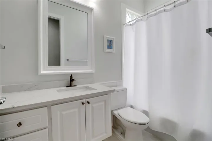 4733  Navassa  LN, Naples, FL 34119