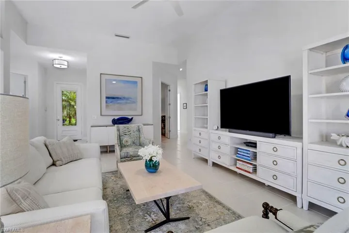 4733  Navassa  LN, Naples, FL 34119
