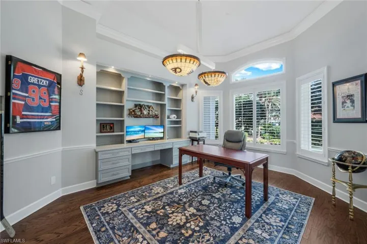 Dedicated office space, just off the entry foyer and formal living room.
