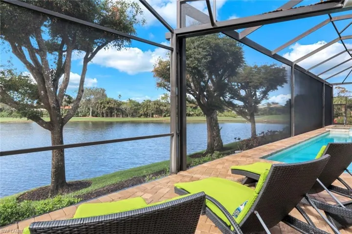 Enjoy this view while soaking up the Florida sunshine!