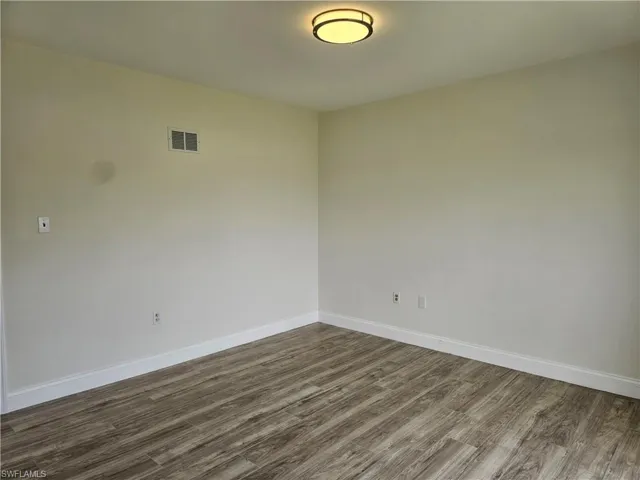 864 Courtington Ln 12, Fort Myers, Florida 33919