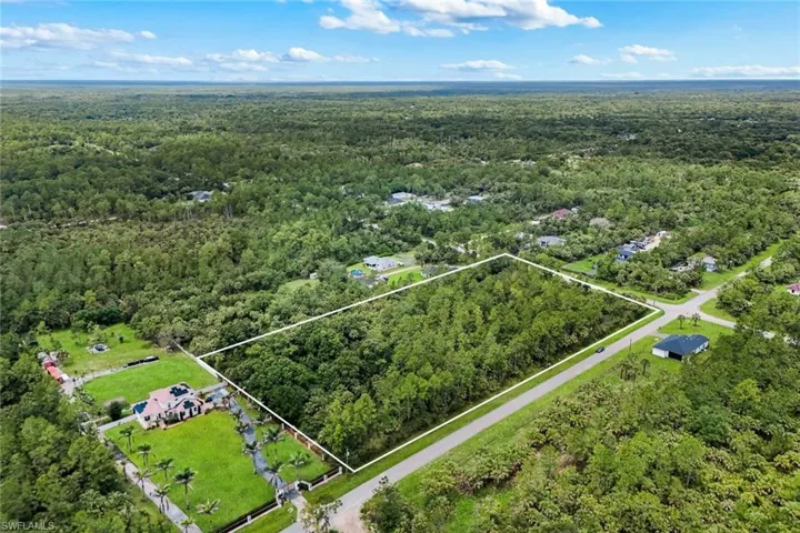 30th Ave Se, Naples, Florida 34117