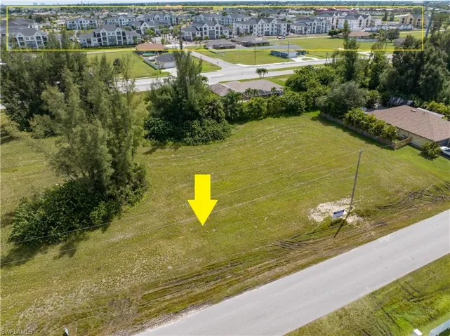 307 SW 16th  PL, Cape Coral, FL 33991