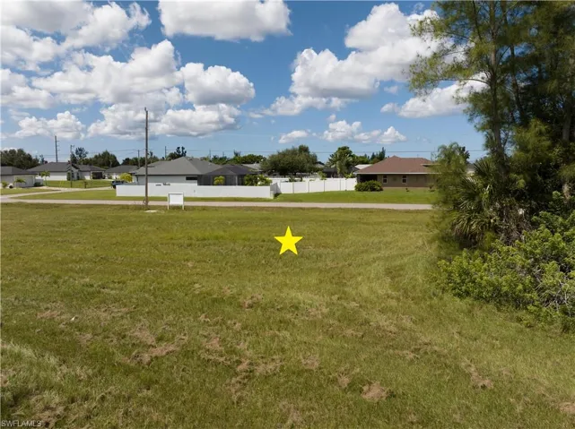 307 SW 16th  PL, Cape Coral, FL 33991