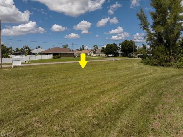307 SW 16th  PL, Cape Coral, FL 33991