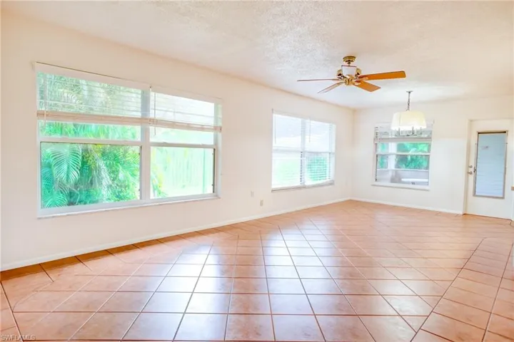 Dining Area/ Family room