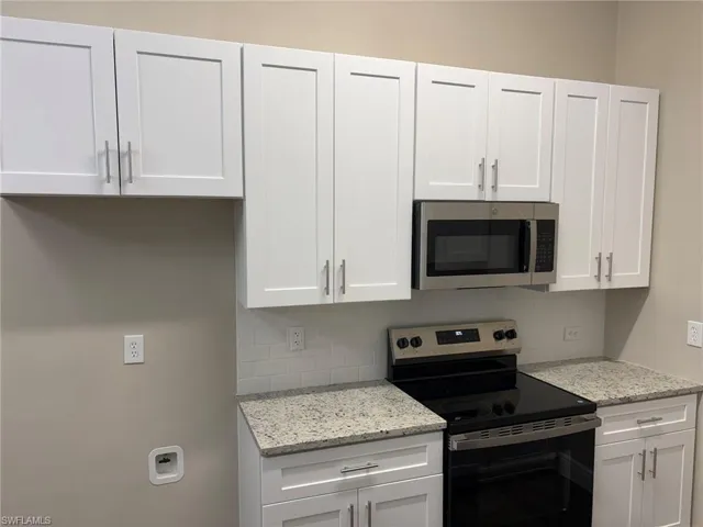 1425 Sw 51st Ln 95, Cape Coral, Florida 33914