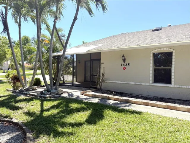 1425 Sw 51st Ln 95, Cape Coral, Florida 33914