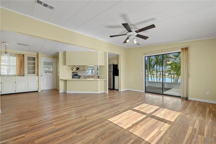 190  Oceans  BLVD, NAPLES, FL 34104