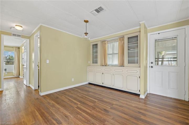 190  Oceans  BLVD, NAPLES, FL 34104