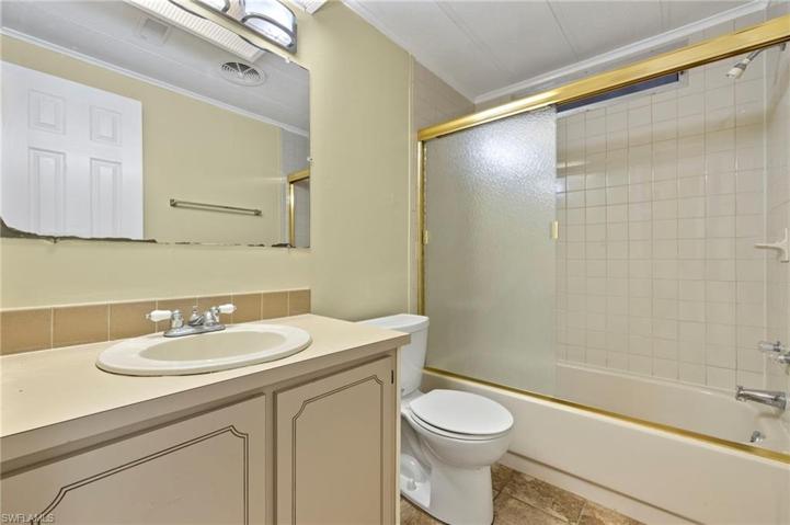 190  Oceans  BLVD, NAPLES, FL 34104
