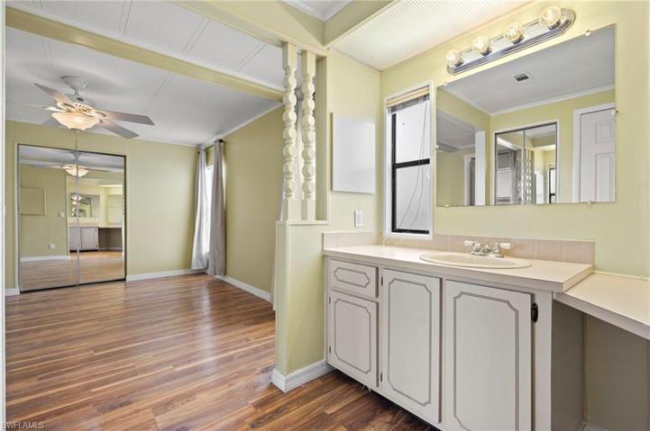 190  Oceans  BLVD, NAPLES, FL 34104
