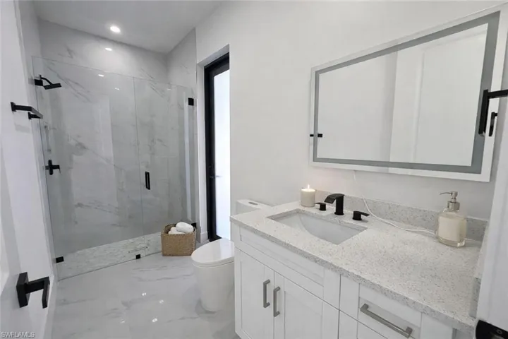 2853 3rd St, Cape Coral, Florida 33993