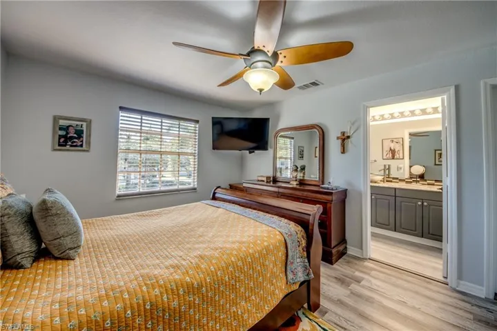 8546  Athena  CT, Lehigh Acres, FL 33971