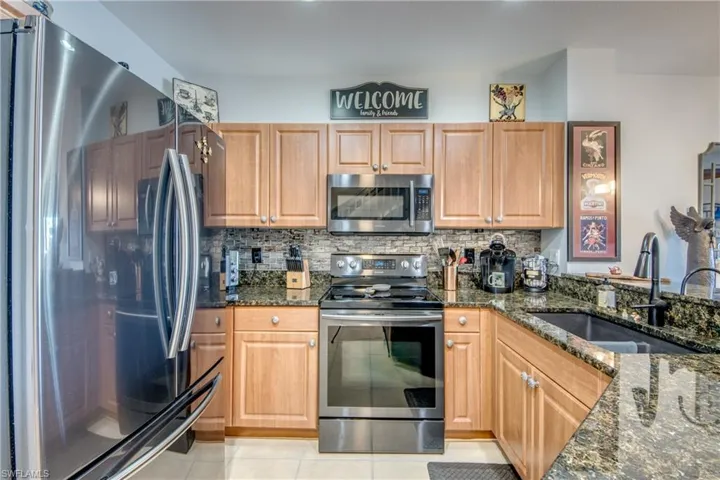 8546  Athena  CT, Lehigh Acres, FL 33971