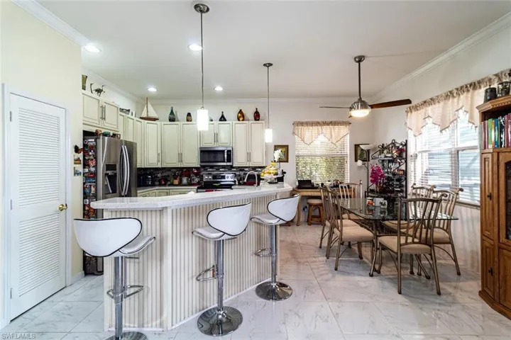 2540 Keystone Lake Dr, Cape Coral, Florida 33909