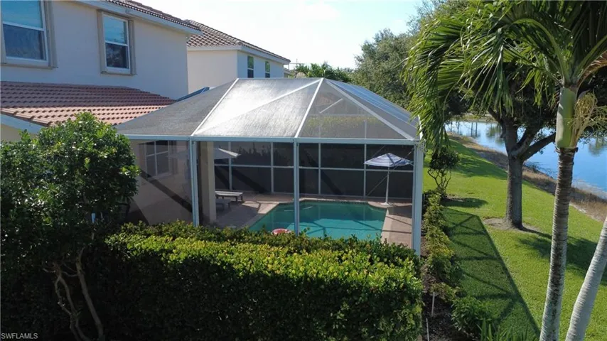 2540 Keystone Lake Dr, Cape Coral, Florida 33909